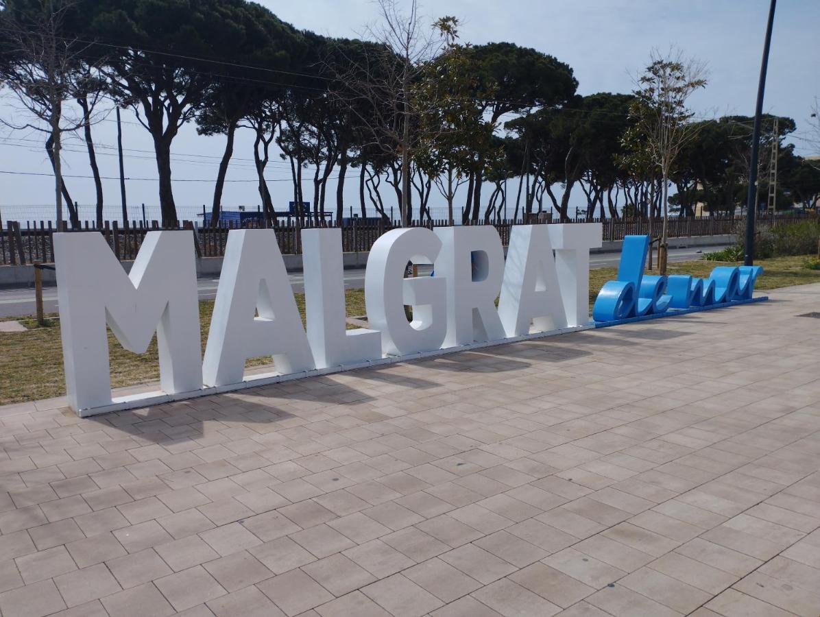 Day Ok Beach Apartment Malgrat de Mar Kültér fotó